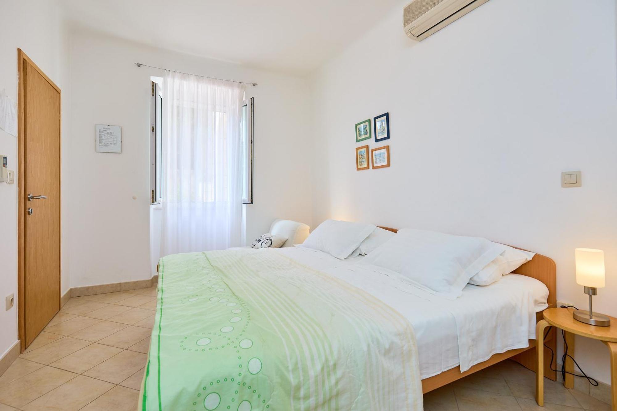 Ivana Appartement *